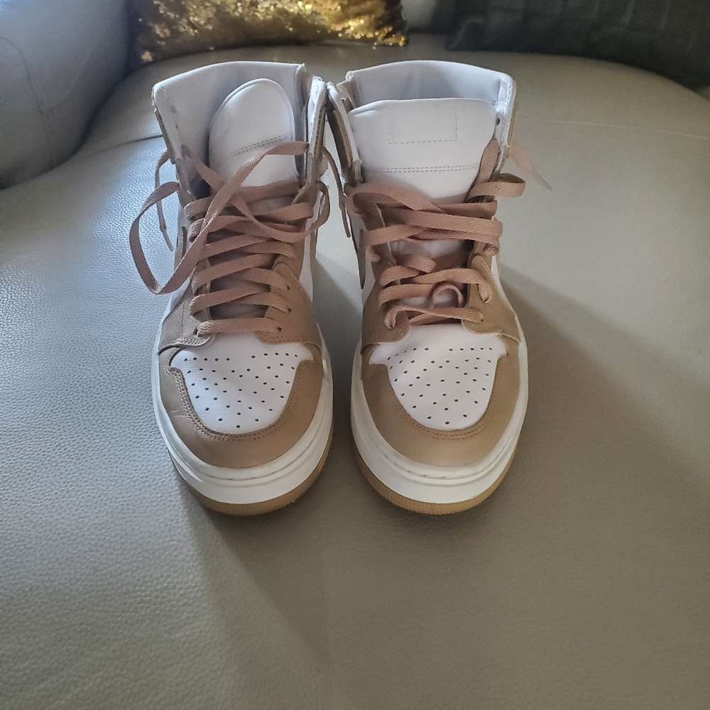 Jordan Women's Tan and White Sneakers